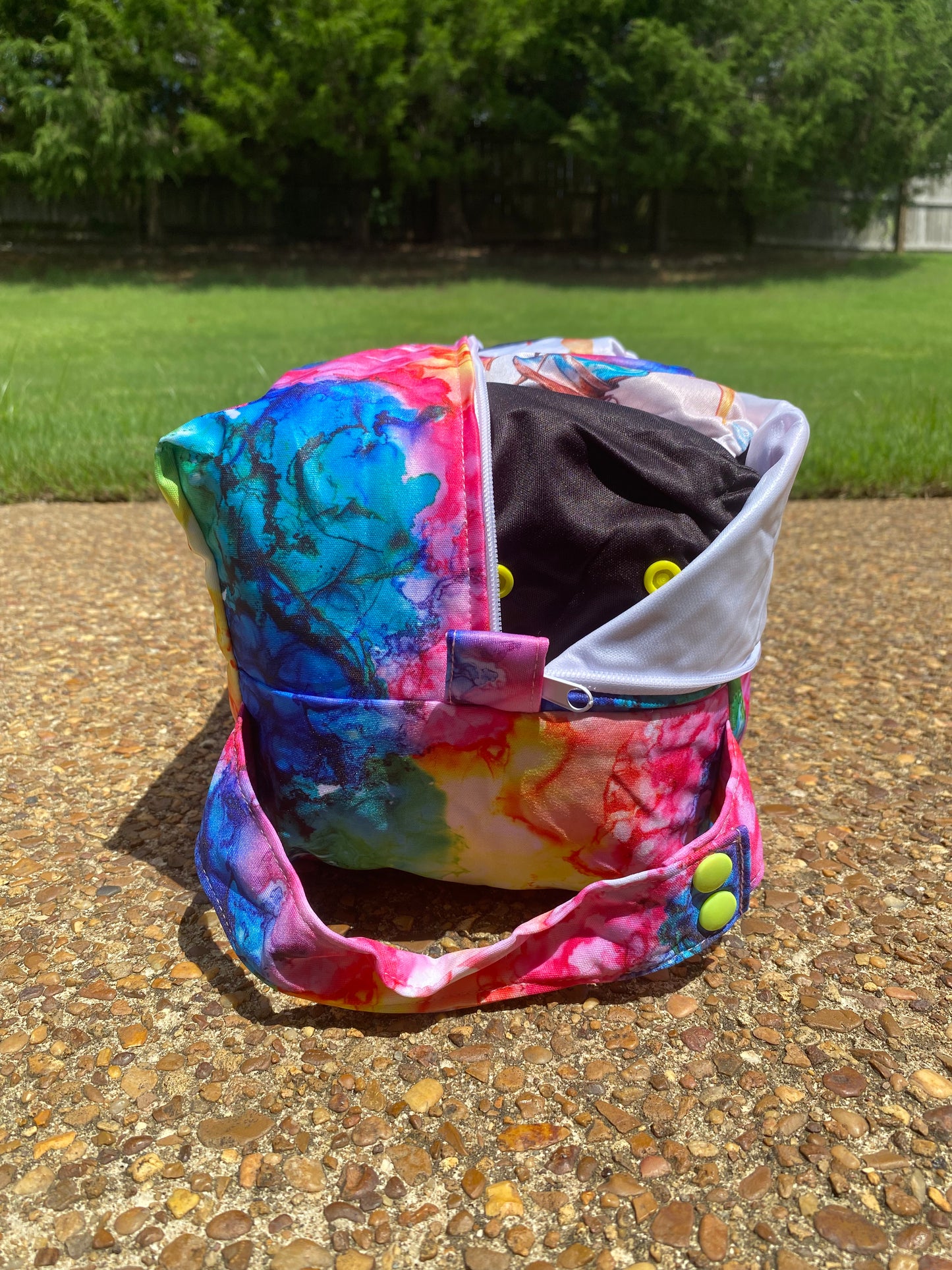 IS01- Rainbow Watercolor Pod